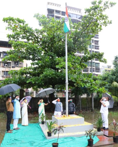 [:en]Hoisted national flag on the occasion of the 74th Independence Day of India at Loknete Ramsheth Thakur English Medium School & Junior College, Kamothe, Navi Mumbai. [:hi]भारताच्या ७४ व्या स्वातंत्र्य दिनानिमित्त आज सकाळी रामशेठ ठाकूर इंग्लिश मिडीयम स्कुल & जुनियर कॉलेज कामोठे येथे ध्वजारोहण केले . [:] 1