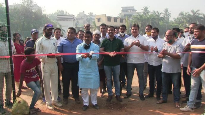 [:en]inaugurated newly opened Cricket coaching academy at Panvel MCHS ground and got enjoyed by playing cricket.[:hi]क्रिकेट क्लबतर्फे क्रिकेट कोचिंग अकॅडमी[:] 1